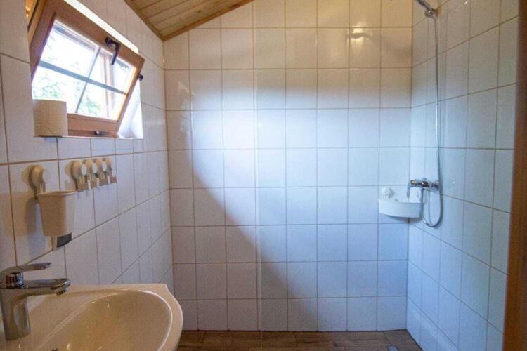 Comfortable Bungalow With A Covered Terrace, For 6 People, Miedzyzdroje Εξωτερικό φωτογραφία